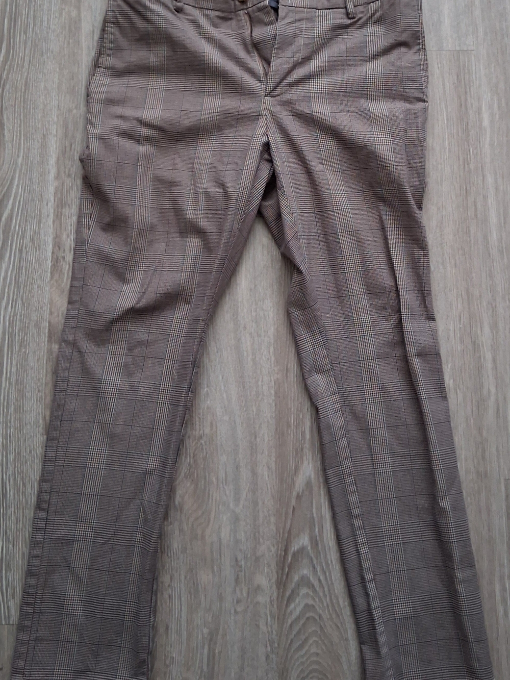 Old Navy Men's Light Grey Plaid Dress Pants